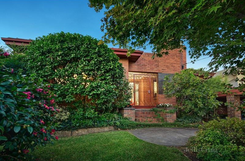 36 Charteris Drive