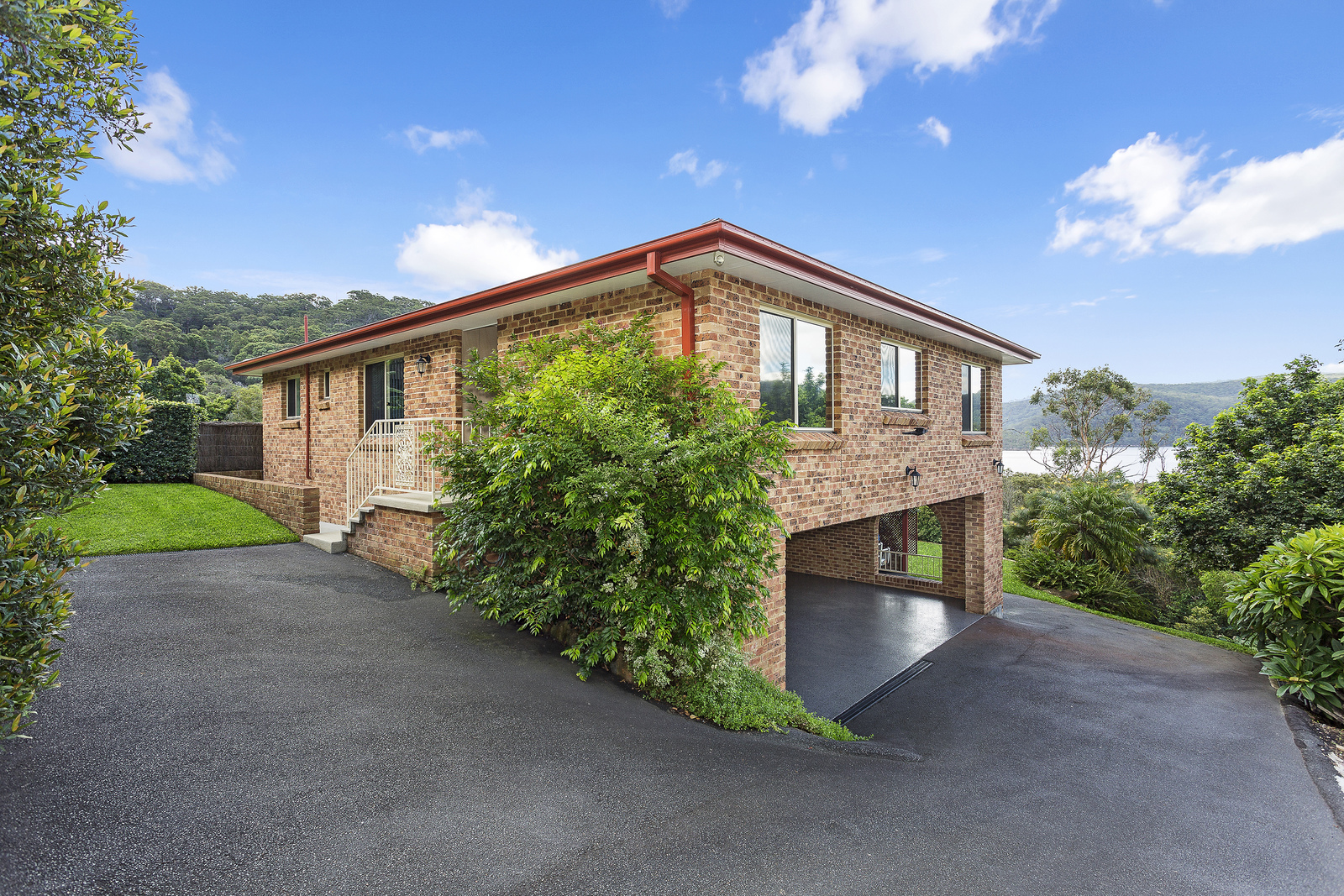 36 Pacific Highway, Mooney Mooney NSW 2083