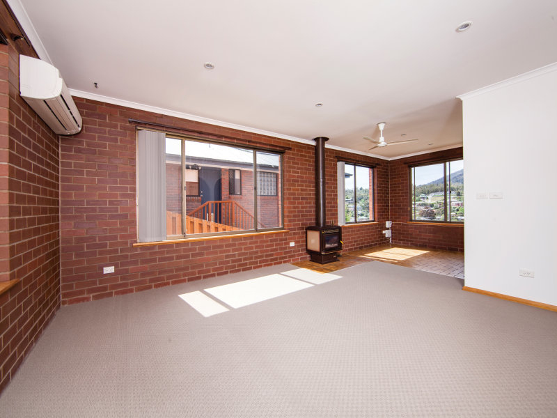 36 St Helens Street, LINDISFARNE, TAS, 7015