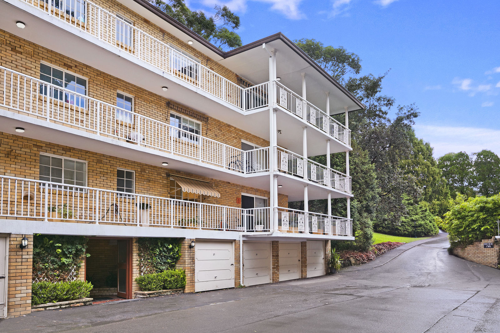 36/127131 Burns Bay Road, Lane Cove NSW 2066