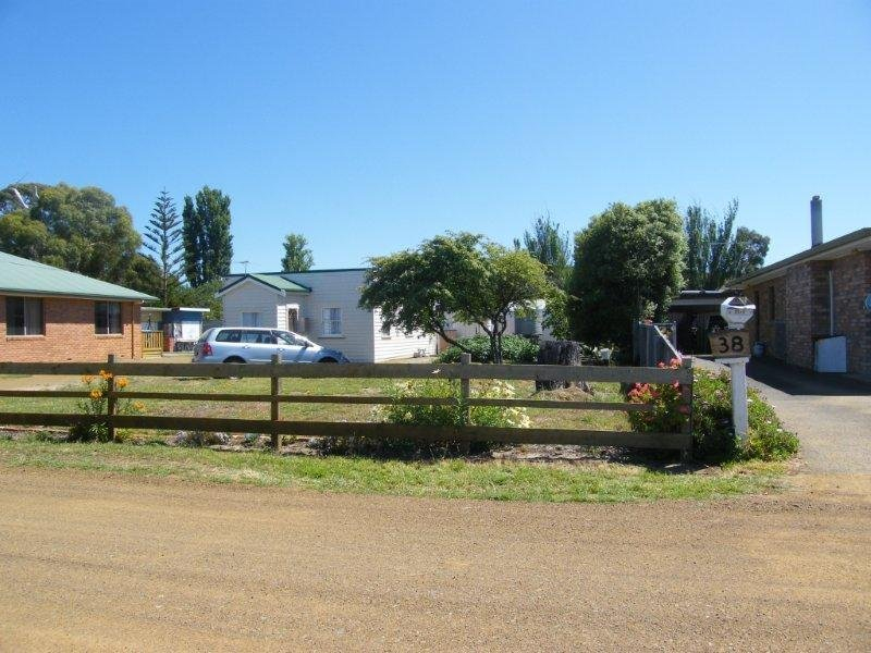 37 Pipe Clay Esplande , CREMORNE, TAS, 7024