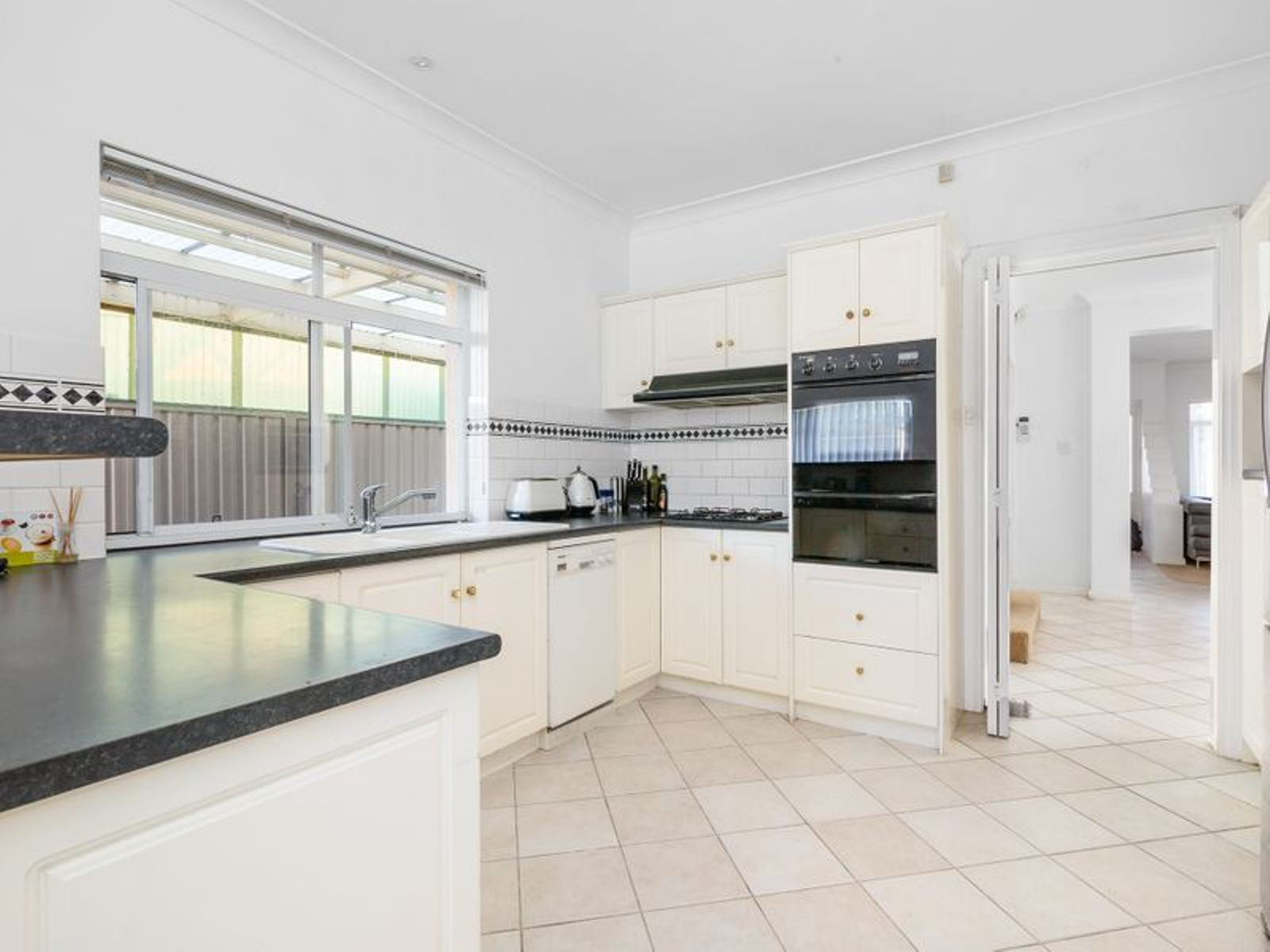 37B Jetty Street, GRANGE SA 5022