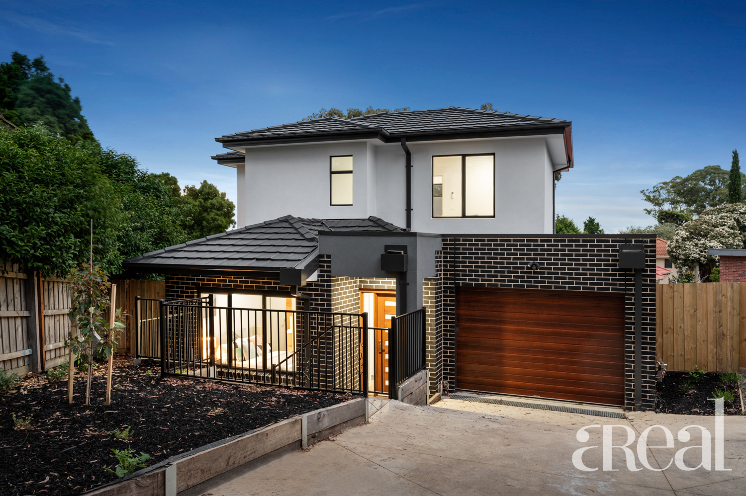3/8 Neera Court, Glen Waverley VIC 3150 