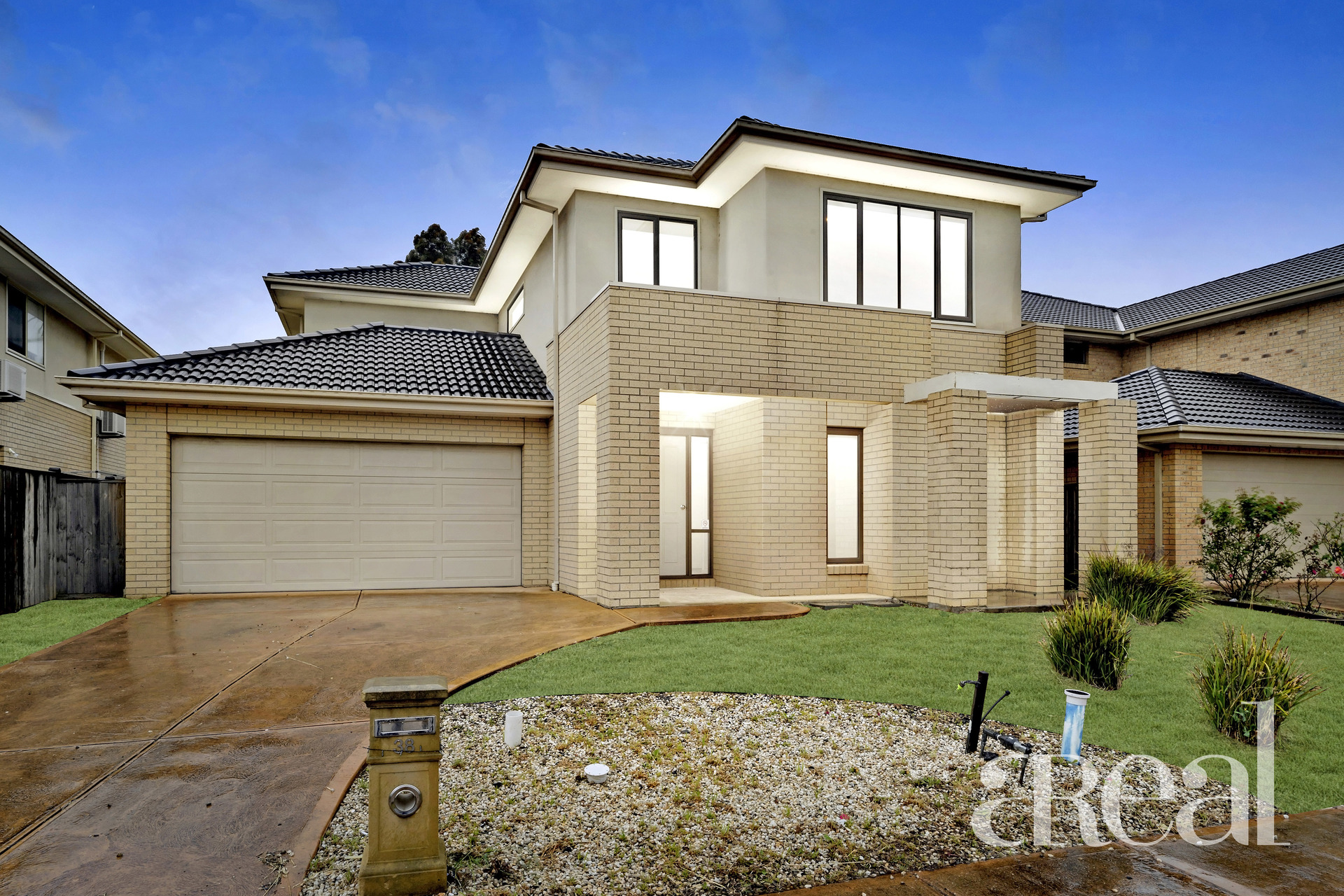 38 Seafarer Way, Point Cook VIC 3030 