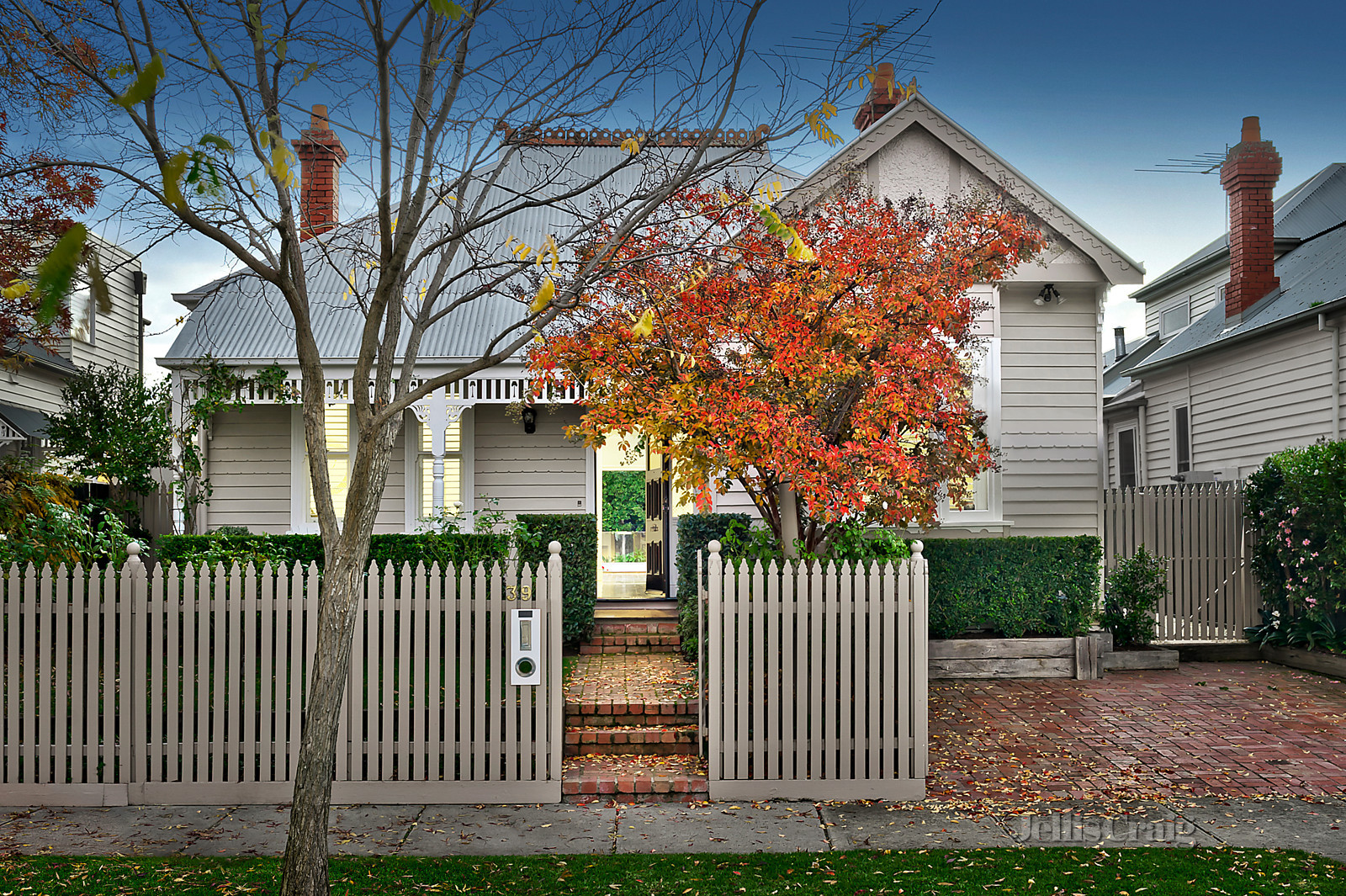 39 Ewart Street, Malvern
- Print Image 1