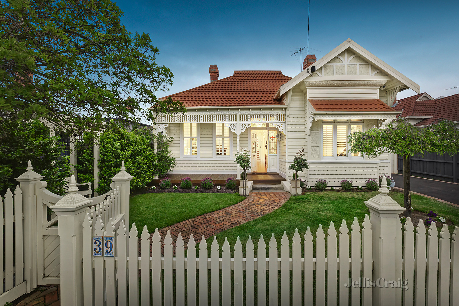 39 Finlayson Street, Malvern
- Print Image 1