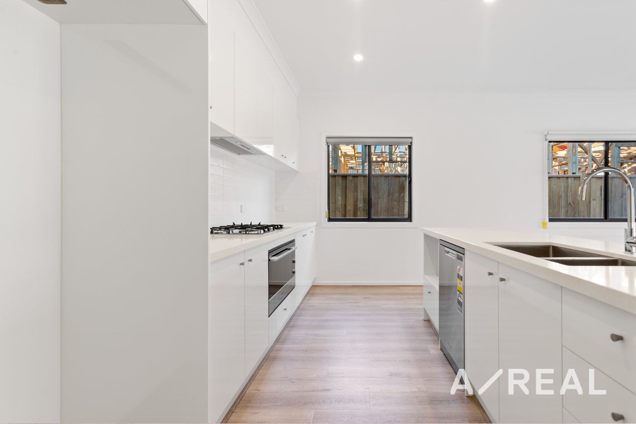 39 Hemsworth Road, Weir Views VIC 3338 