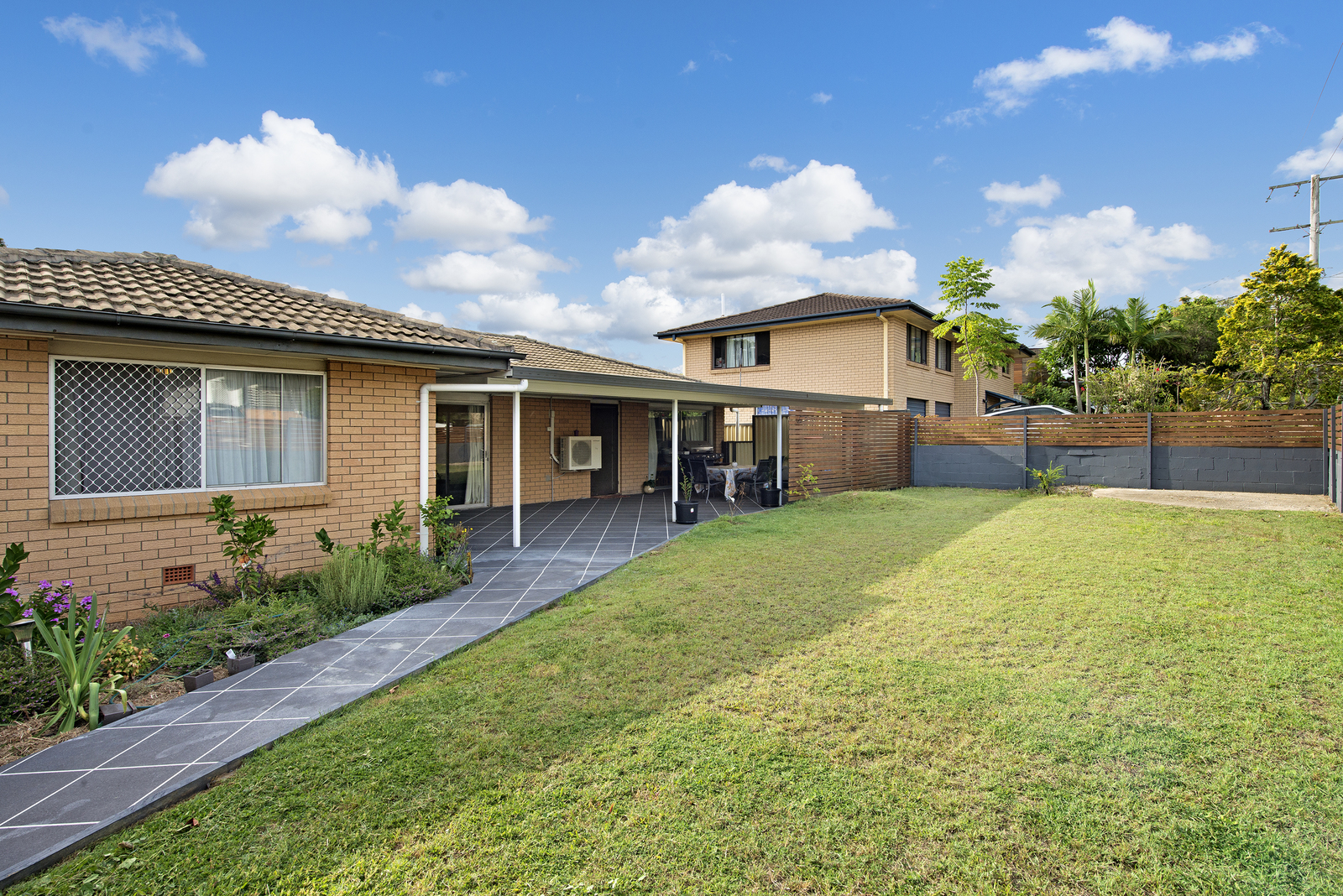 39 Lenore Street, Springwood QLD 4127