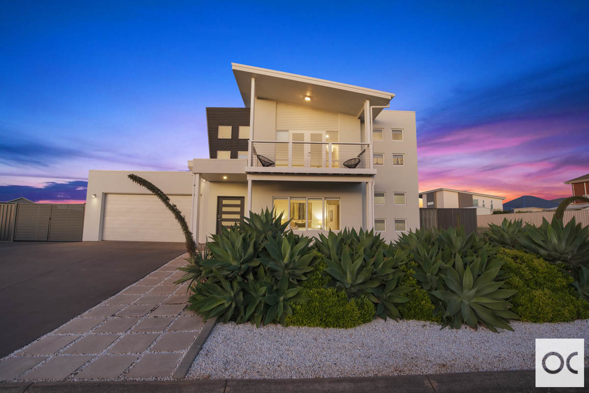 39 Seascape View
