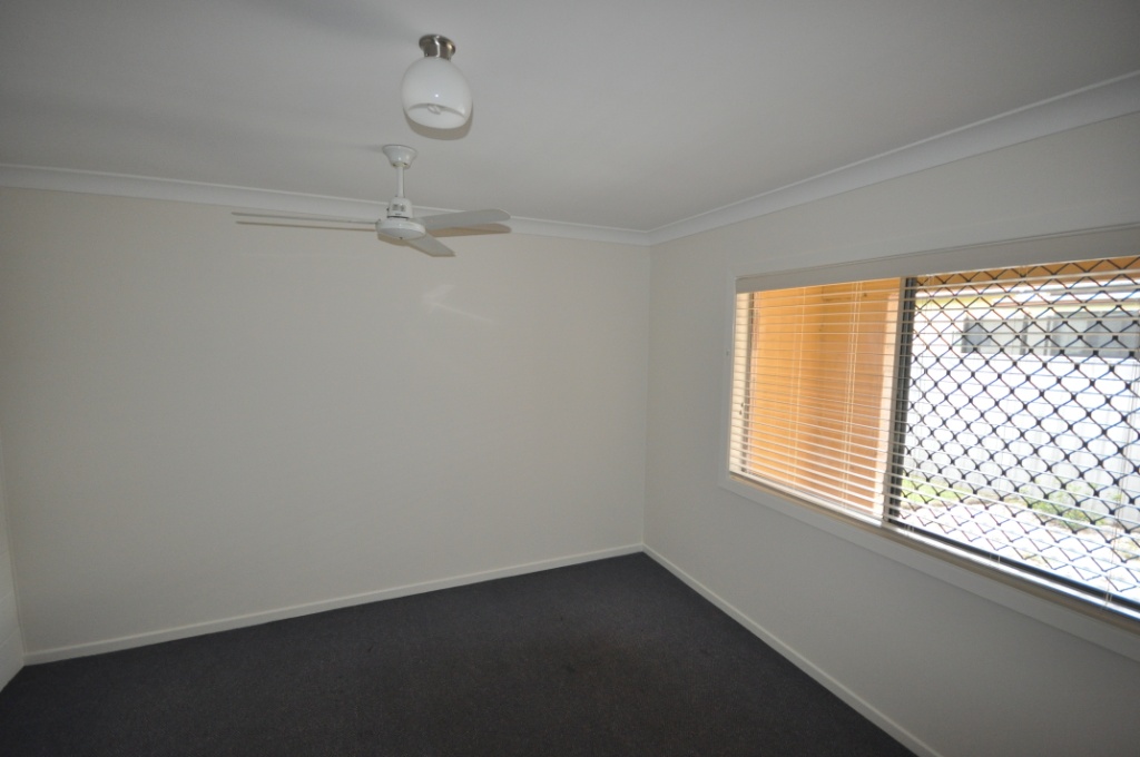 3/90 Farley Street CASINO 3