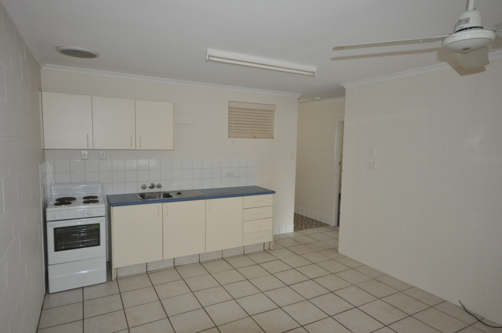 3/90 Farley Street CASINO 5