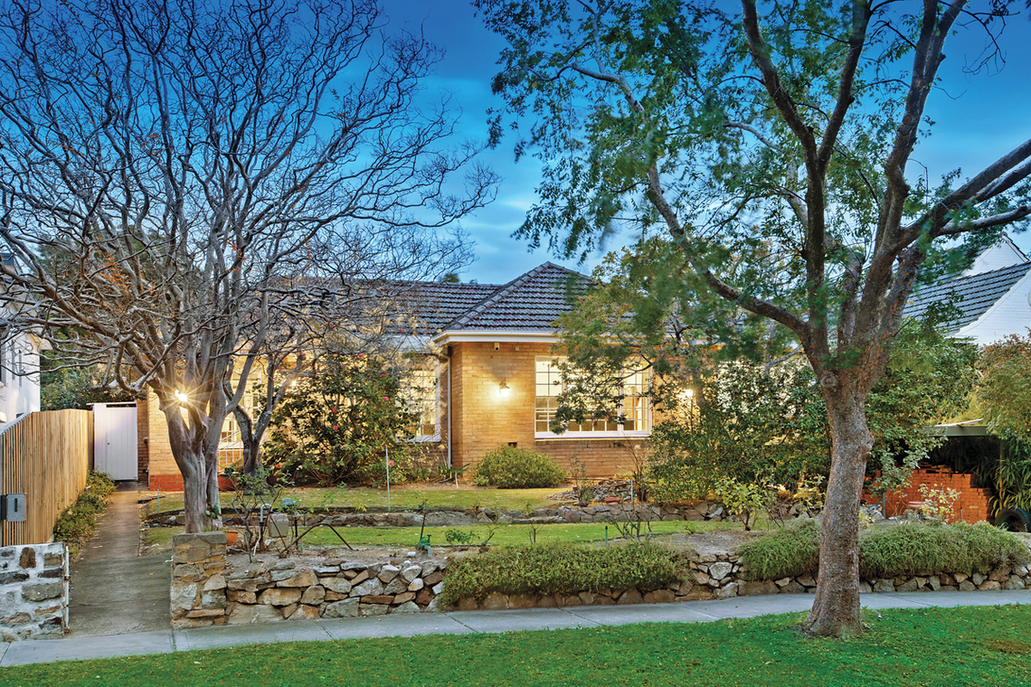 4 Goldthorns Avenue Kew - Photo 1 4 Goldthorns Avenue Kew - Photo 1