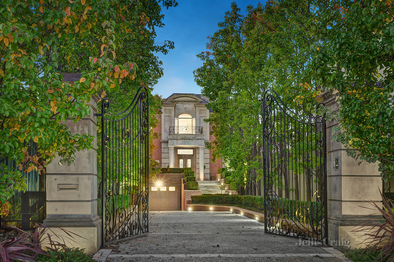 4 Merrion Grove