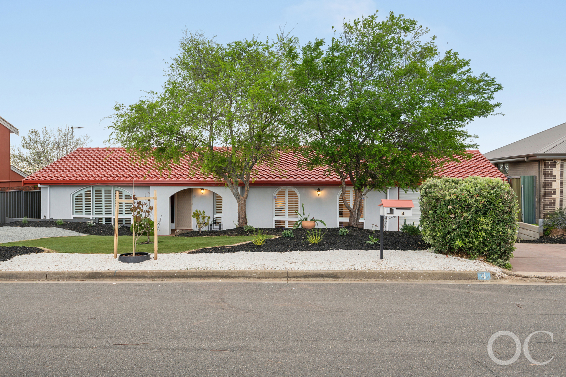 4 Serica Street