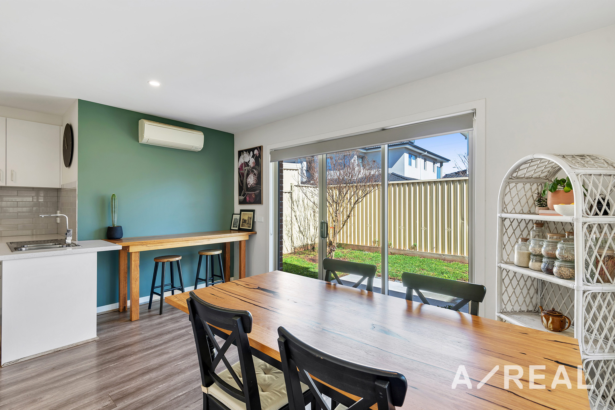 4 Urban La Hallam VIC 3803 