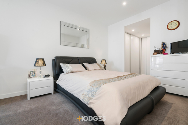 402/220 Bay Road Sandringham
