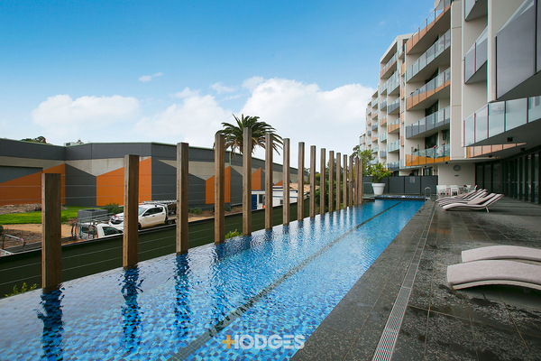 402/220 Bay Road Sandringham