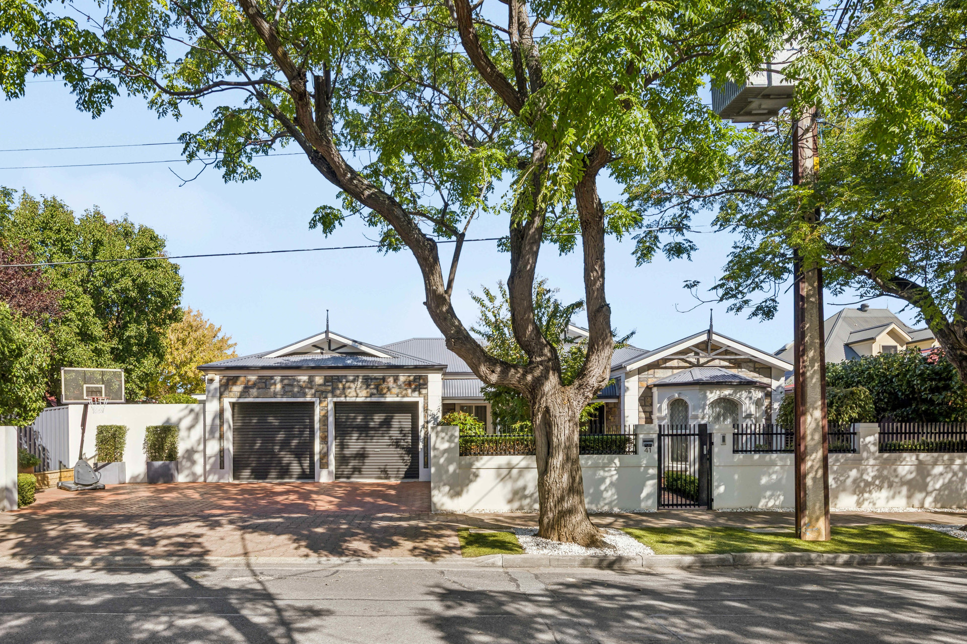 41 Chelmsford Avenue
