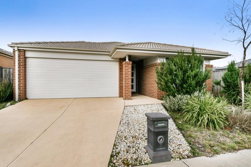 41 Denton Drive, Officer VIC 3809 