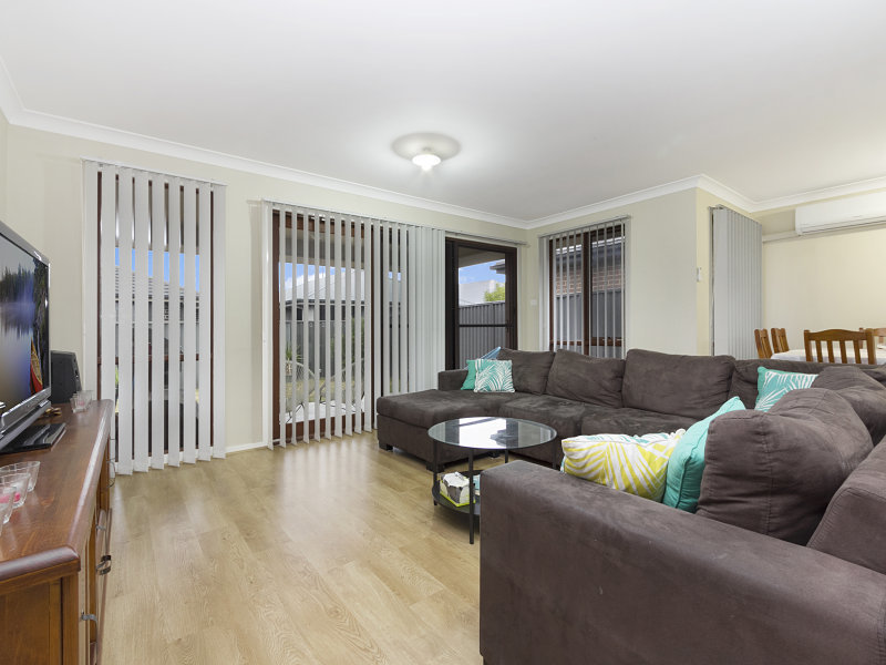 41 Finsbury Circuit, Ropes Crossing NSW 2760 