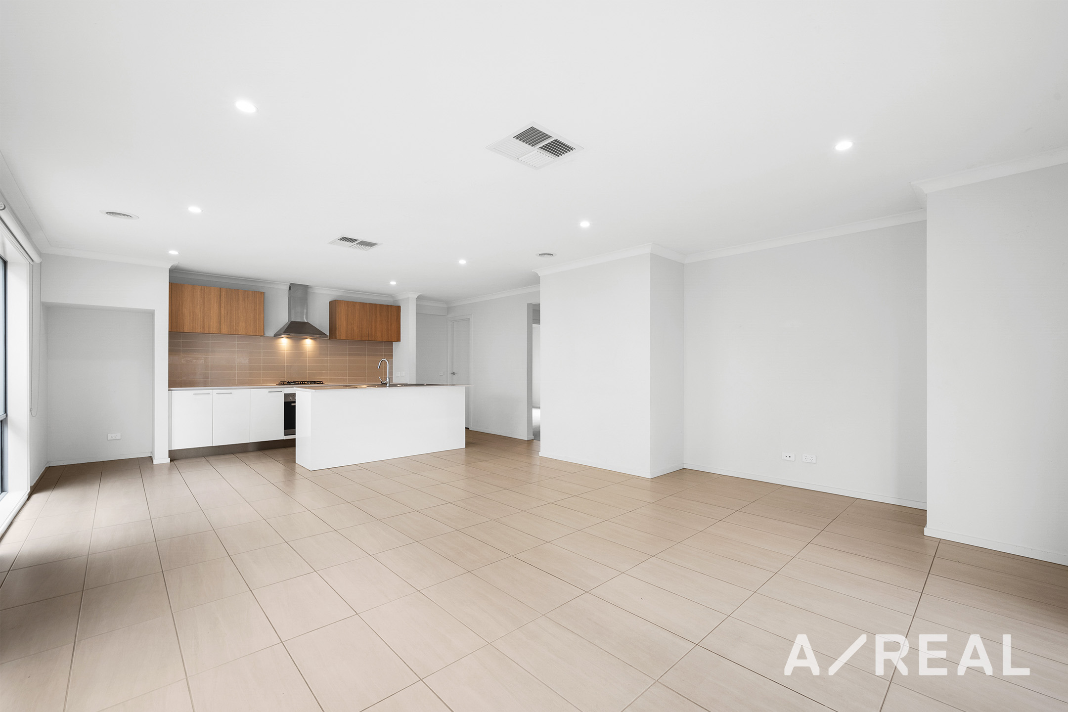 41 Stoneleigh Circuit, Williams Landing VIC 3027 