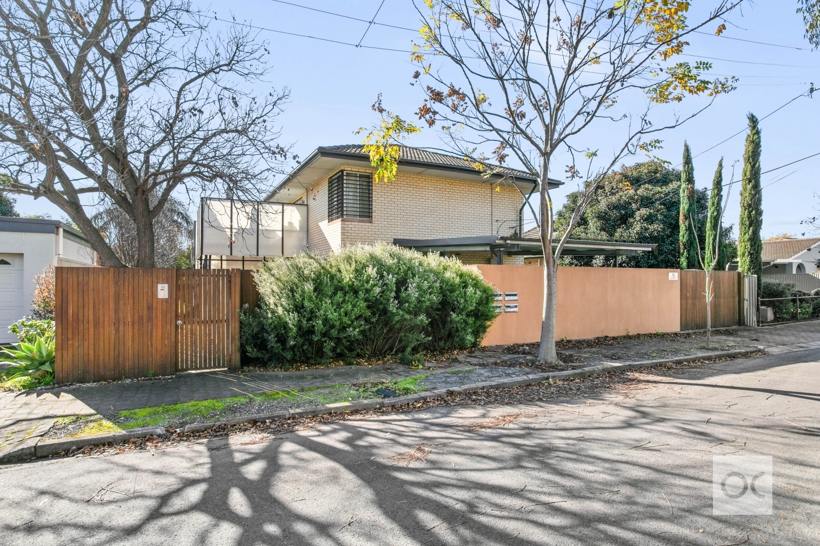4/10 Henry Street