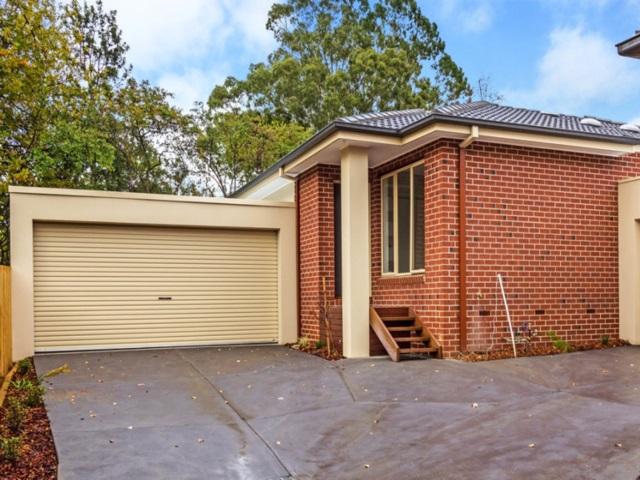 4/12 Frankcom Street, Blackburn VIC 3130 