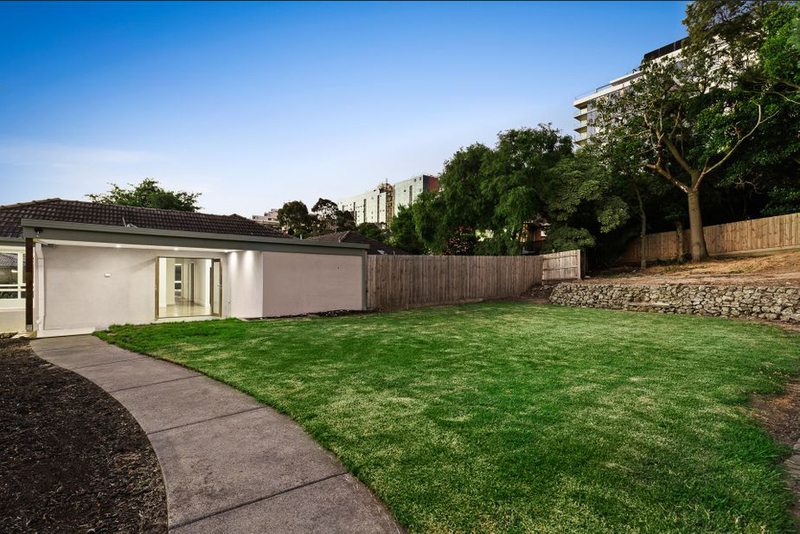 42-42A Walker Street, Doncaster