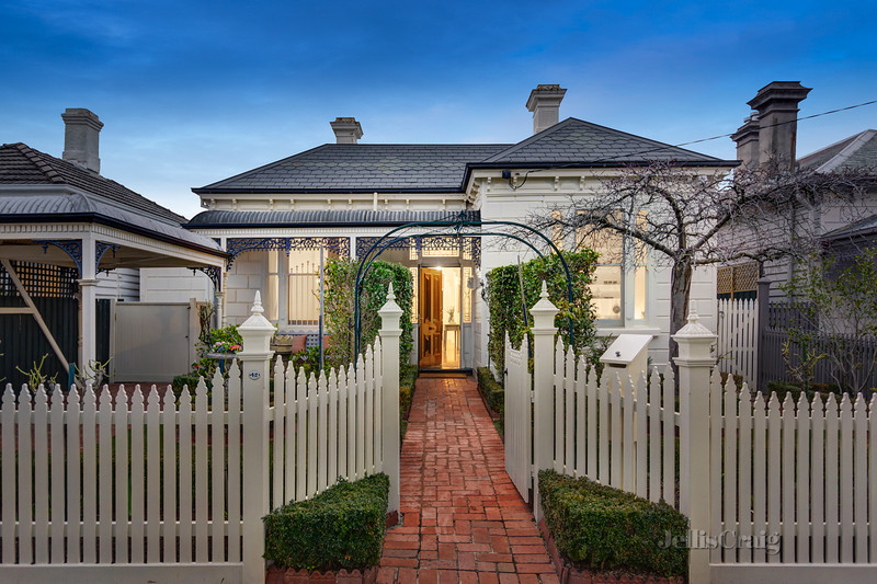 42 Dixon Street