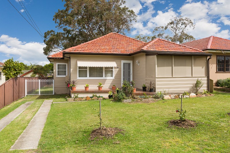 42 Drake Avenue, Caringbah NSW 2229 