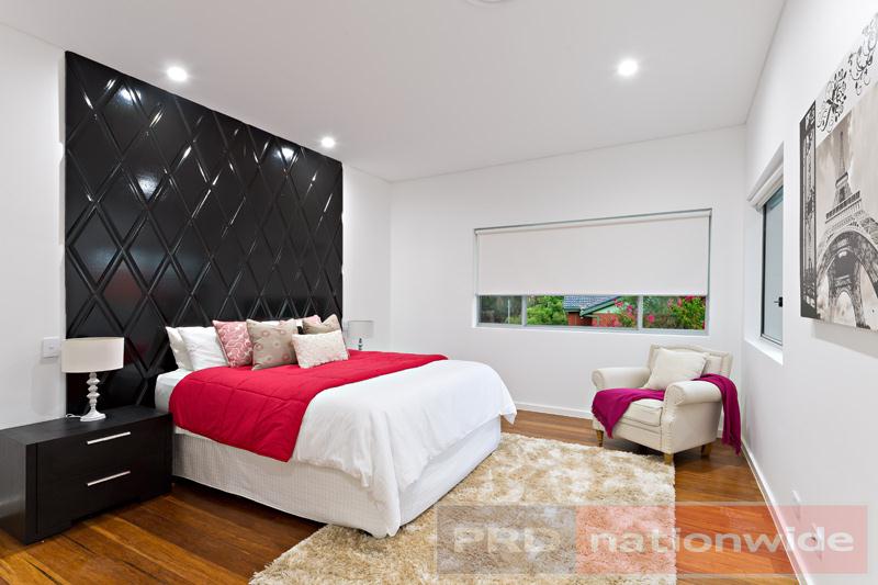 42 Harcourt Avenue EAST HILLS NSW 2213