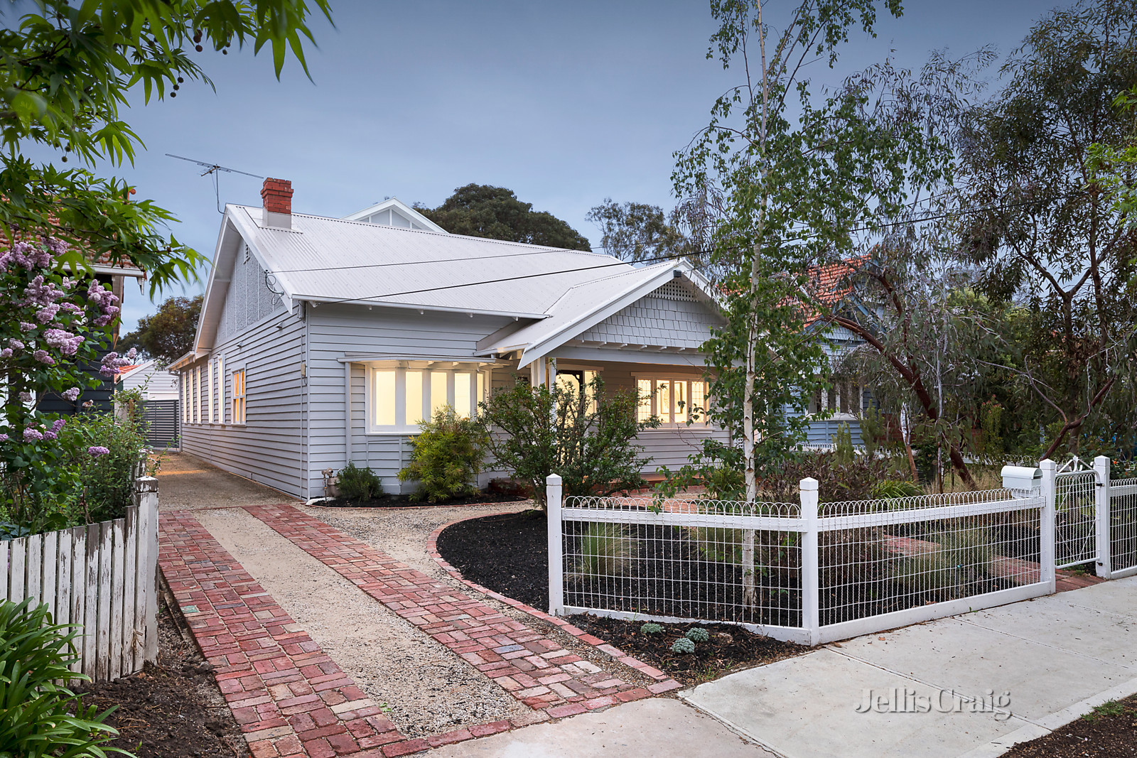 42 Vauxhall Road, Northcote - Print Image 1