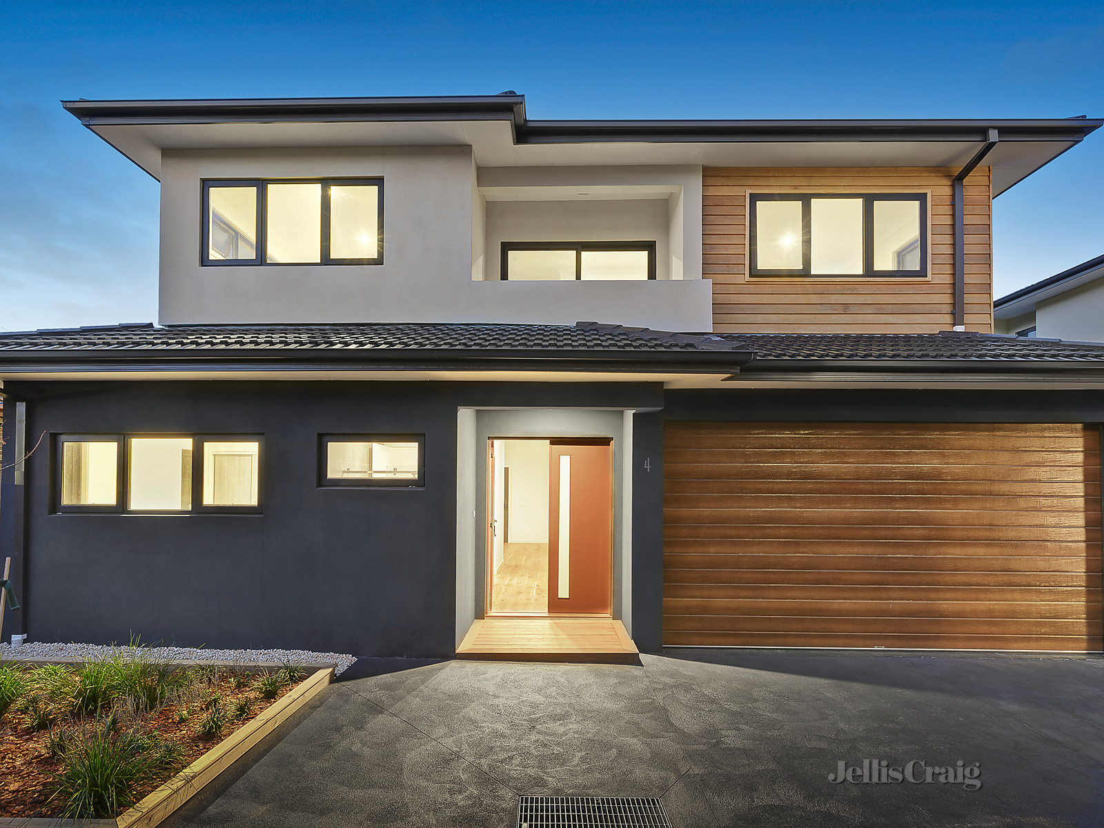 4/21 - 23 Angus Drive, Glen Waverley
- Print Image 1