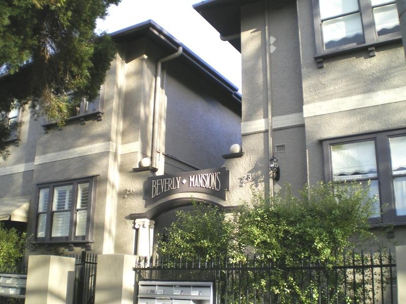 4/21-23 Hotham Street, East Melbourne VIC 3002 