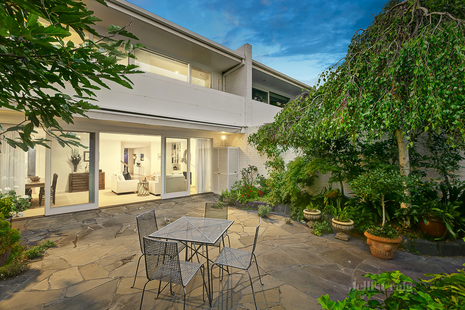 4/21 Wallace Avenue, Toorak
- Print Image 1