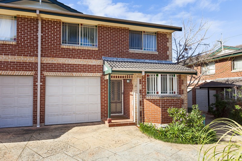 4/3-5 Clements Parade, Kirrawee NSW 2232 