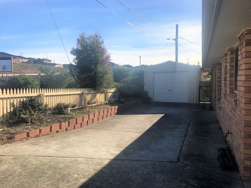 43 First Avenue, MIDWAY POINT, TAS, 7171