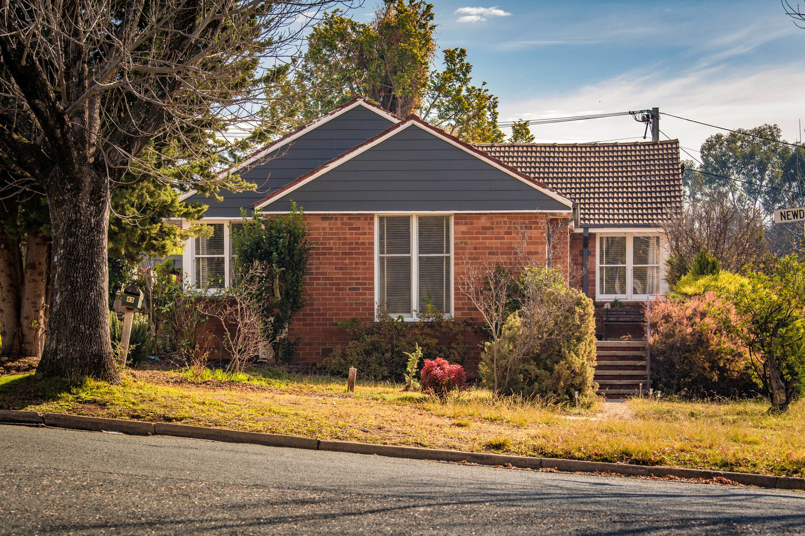 43 Newdegate Street, DEAKIN ACT 2600