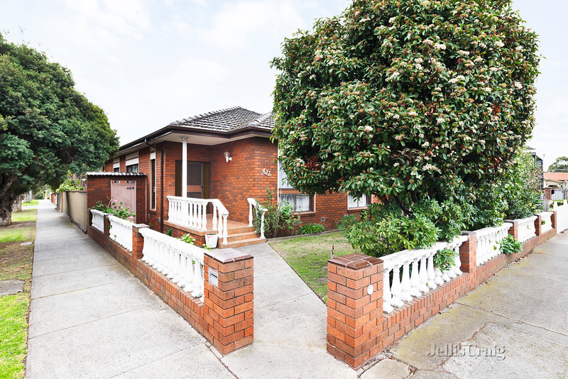437 Albion Street
