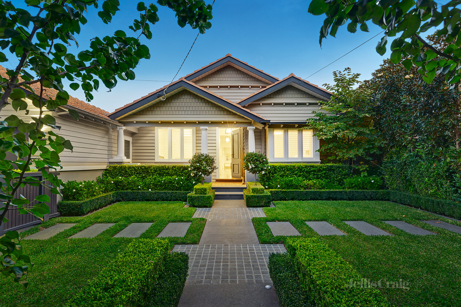 44 Camperdown Street, Brighton East - Print Image 1