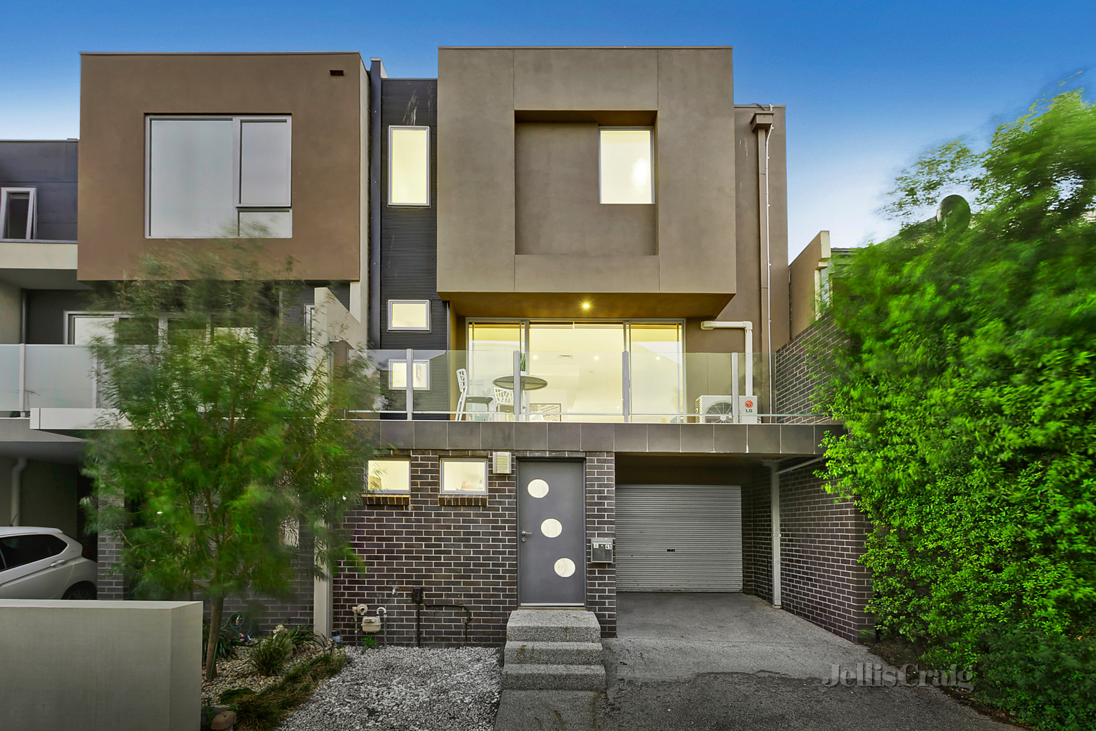 45 Clifford Place, Clifton Hill - Print Image 1