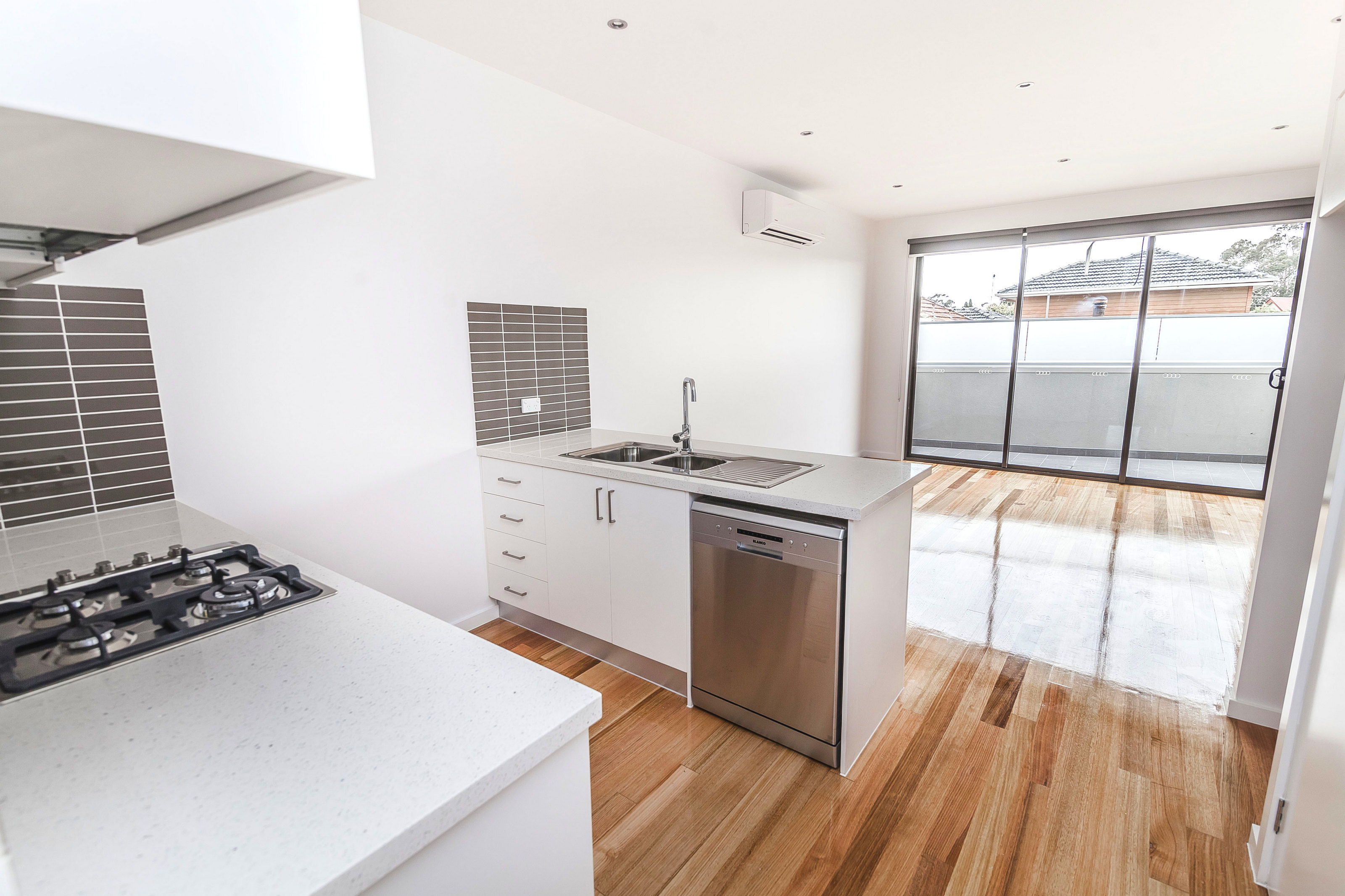 4/56 Acacia Glenroy VIC 3046 