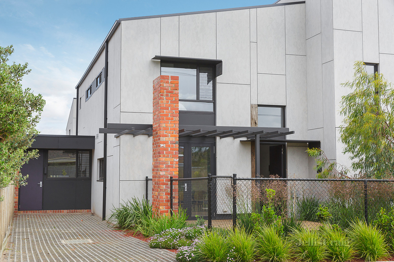 4/76-80 Clyde Street