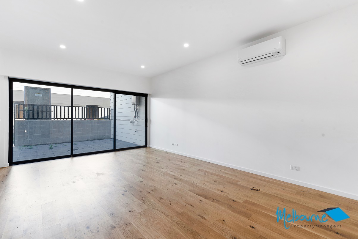 48 Sharp Circuit, Mill Park VIC 3082 