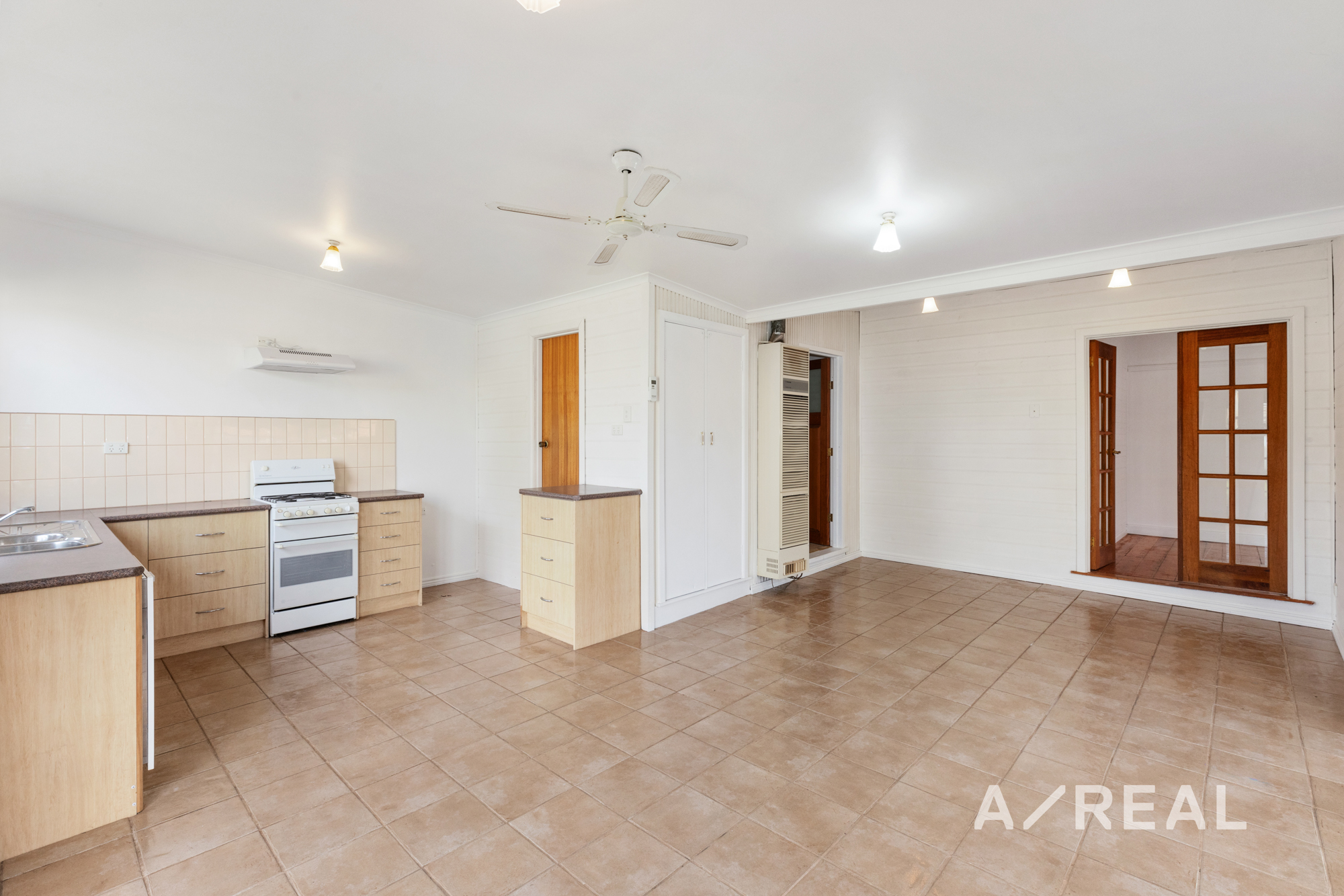 48 Tarneit Rd Werribee VIC 3030 