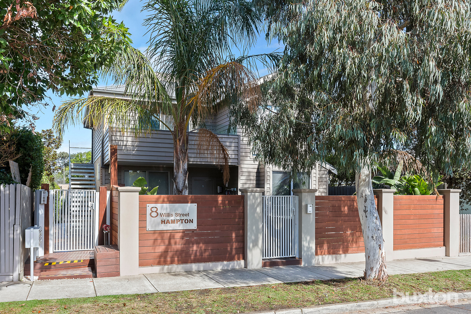 4/8 Willis Street, Hampton