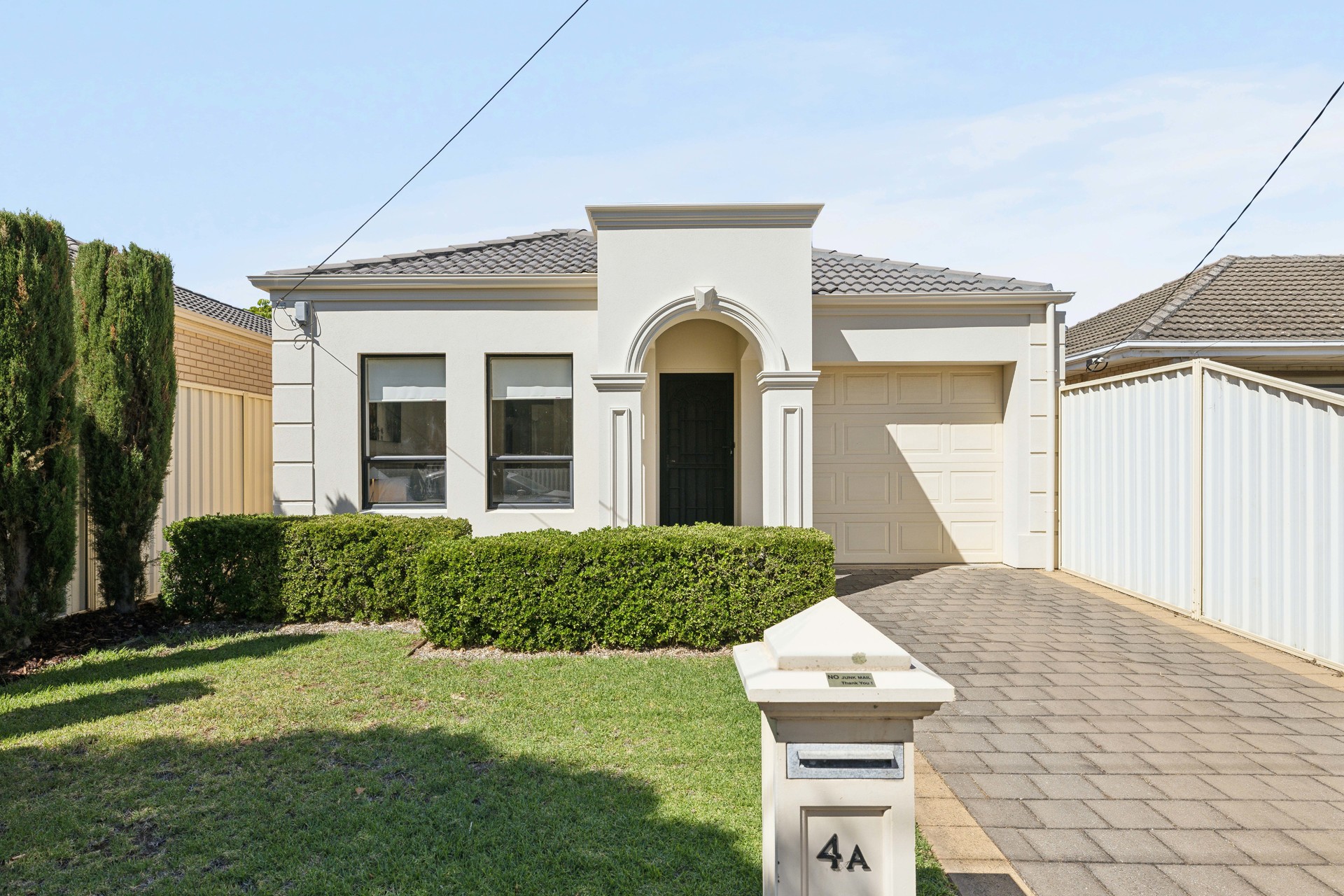 4A Clarence Avenue