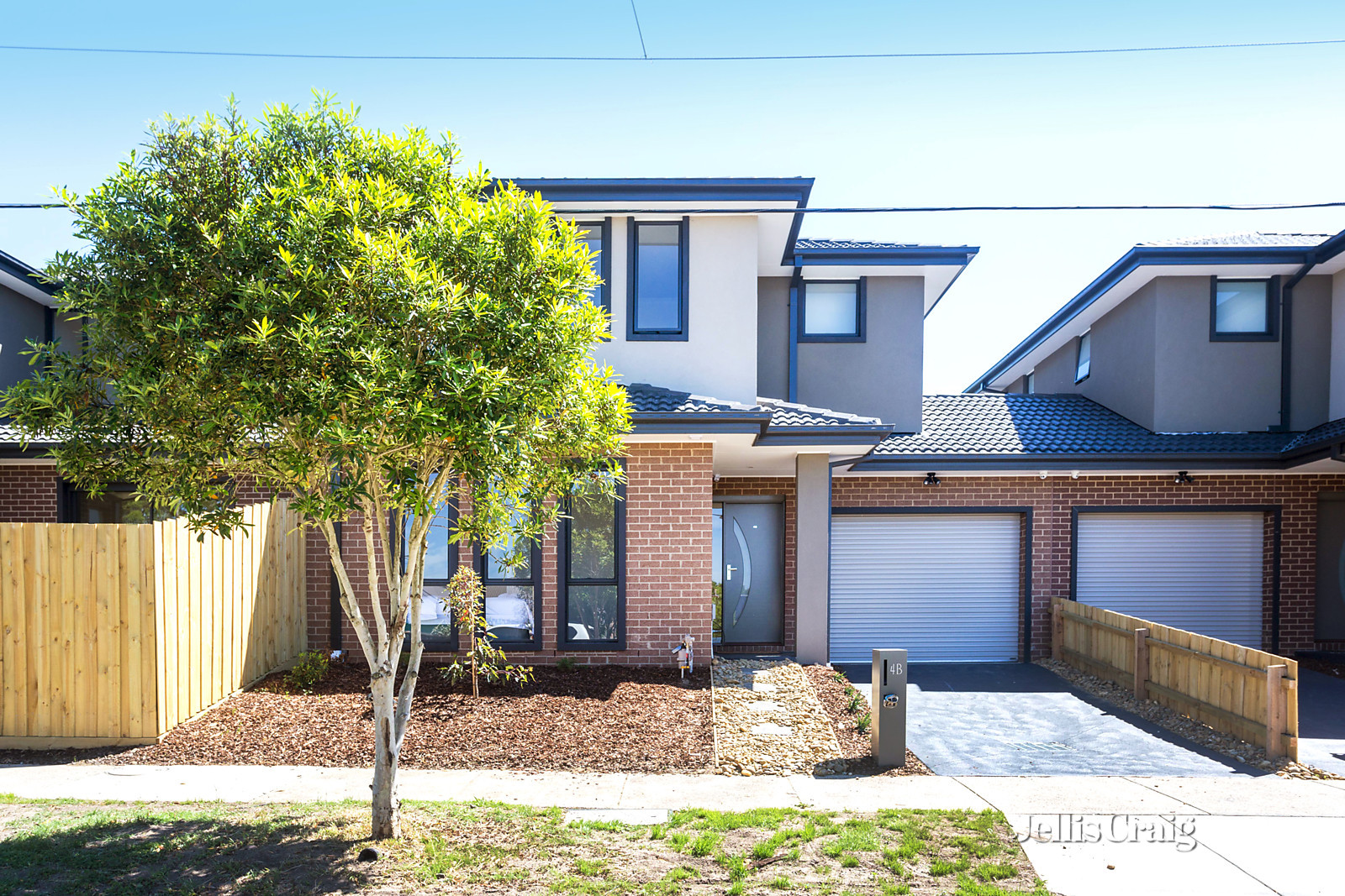 4B Bales Street, Mount Waverley
- Print Image 1