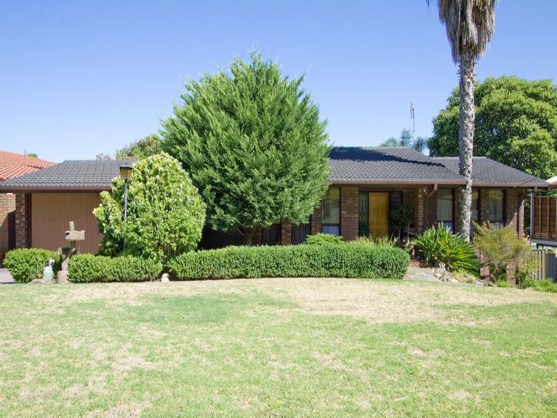 5 Darrell Avenue