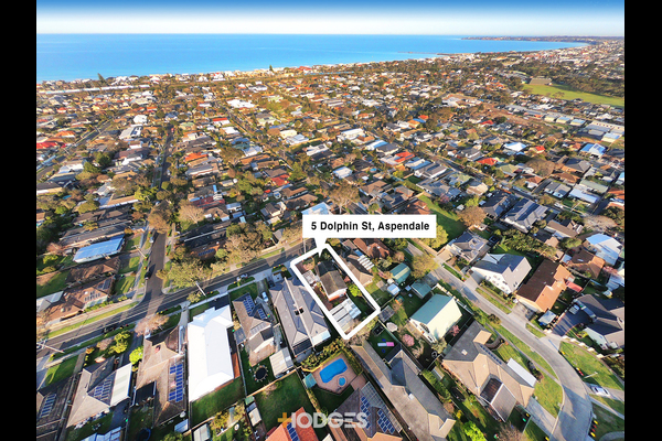 5 Dolphin Street Aspendale